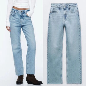 ZARA Mom Jean High Waisted Straight Leg Relxed Light Acid Wash Raw Hem Jeans